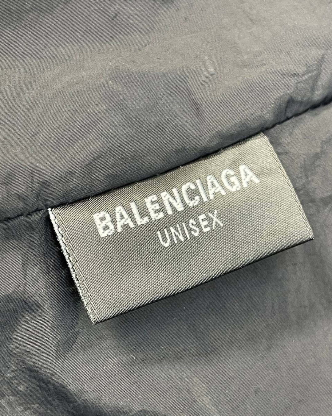 Ветровка Balenciaga — изображение 5