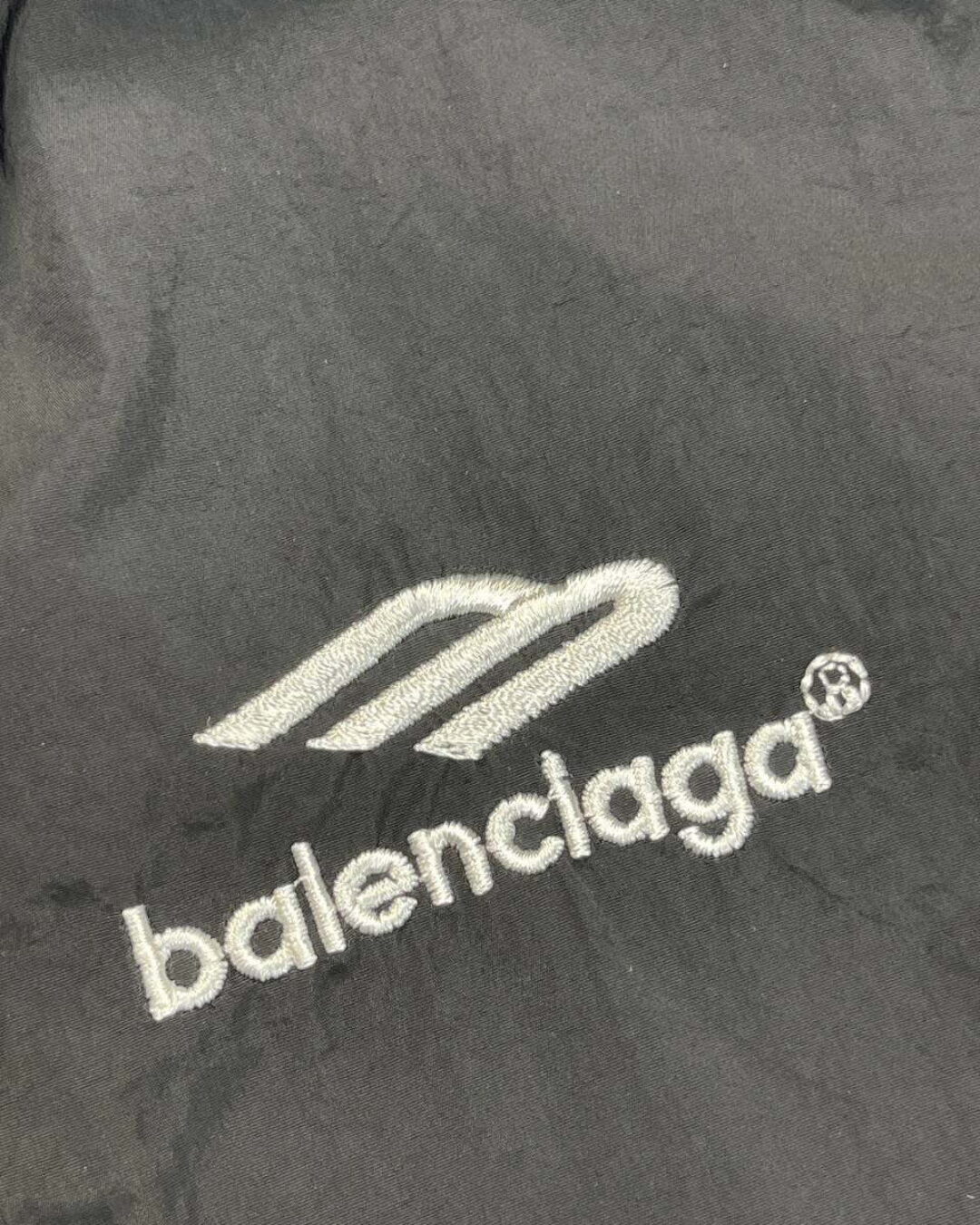 Ветровка Balenciaga — изображение 7