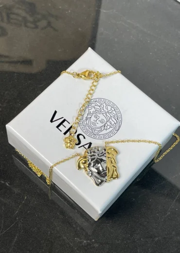 Колье Versace