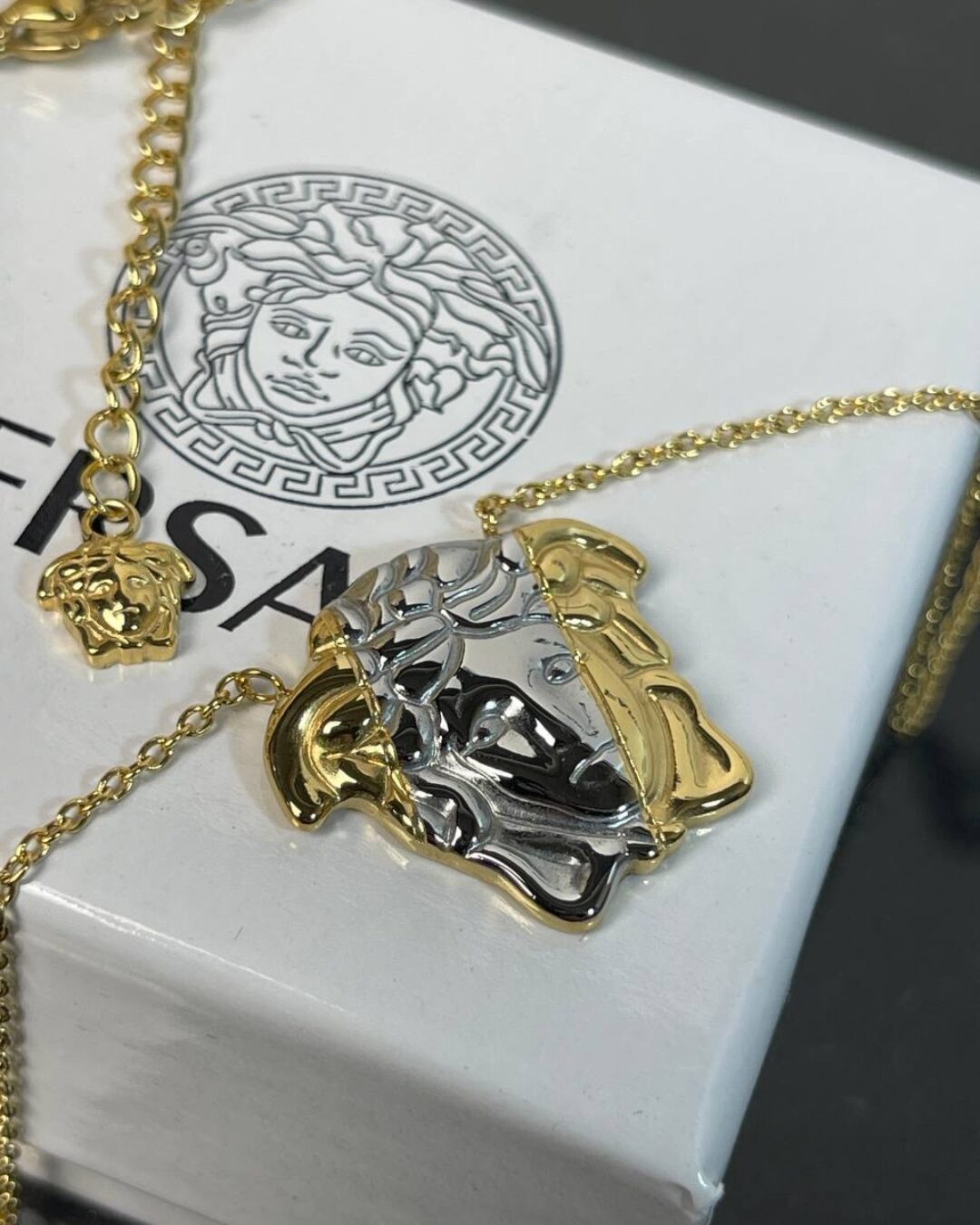 Колье Versace — изображение 2