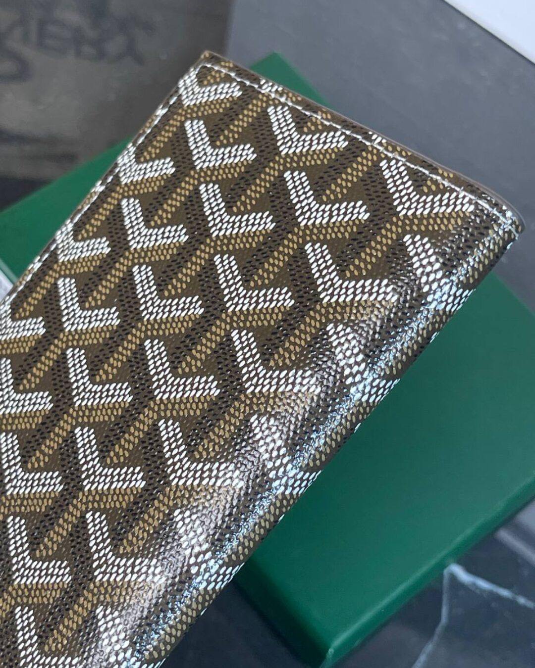 Обложка для паспорта Goyard — изображение 6