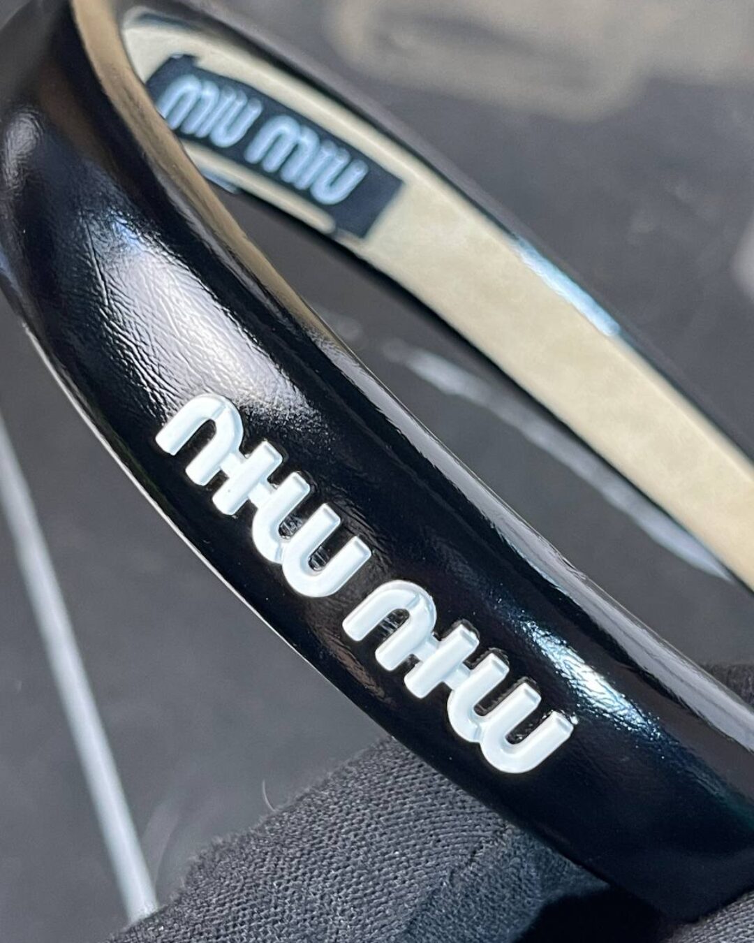 Ободок Miu Miu — изображение 2