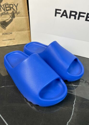 Yeezy Slide Azure (дисконт)