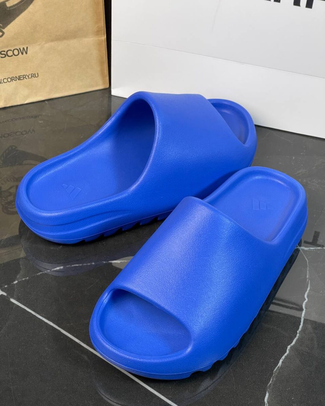 Yeezy Slide Azure (дисконт) — изображение 5