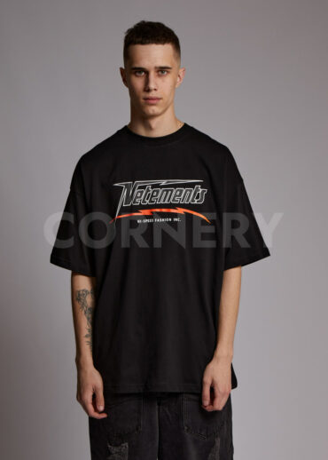 Футболка Vetements