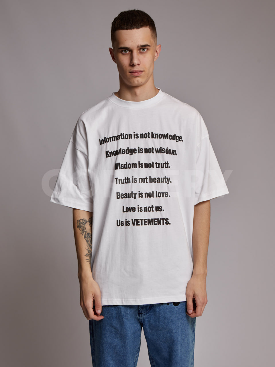 Футболка Vetements Knowledge — фото 1