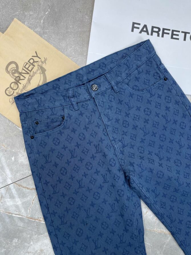 Джинсы Louis Vuitton — изображение 3