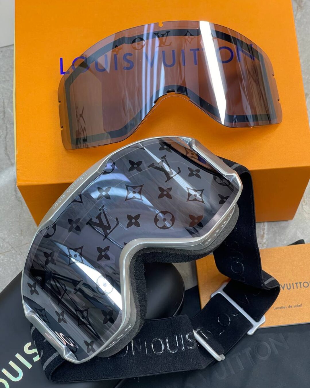 Горнолыжные очки Louis Vuitton — изображение 9