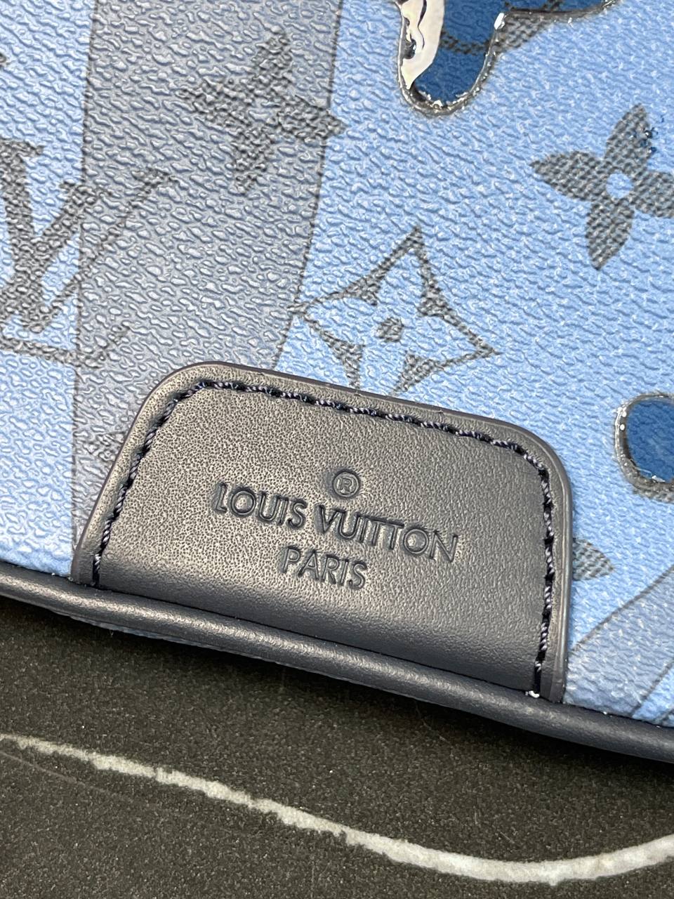 Сумка Louis Vuitton Campus — фото 6