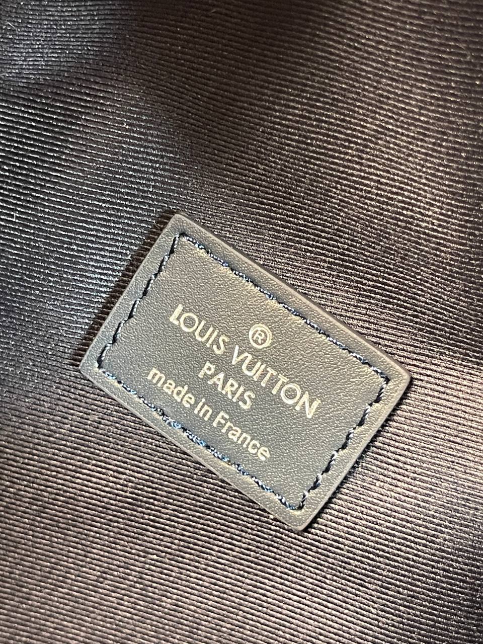 Сумка Louis Vuitton Campus — фото 7