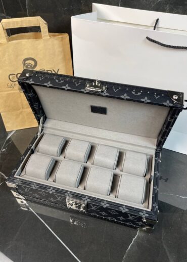 Футляр для часов Louis Vuitton
