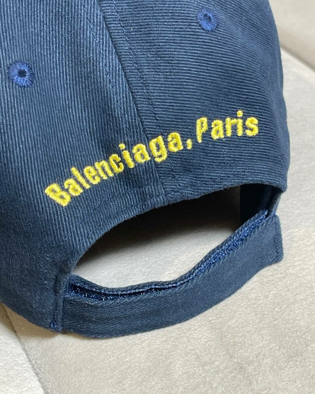Кепка Balenciaga — изображение 7