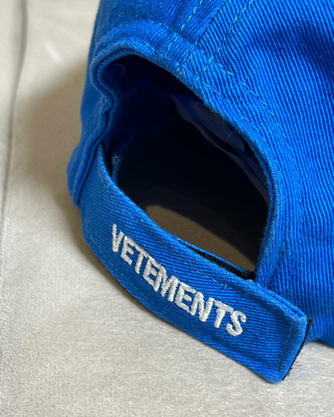 Кепка Vetements — изображение 8