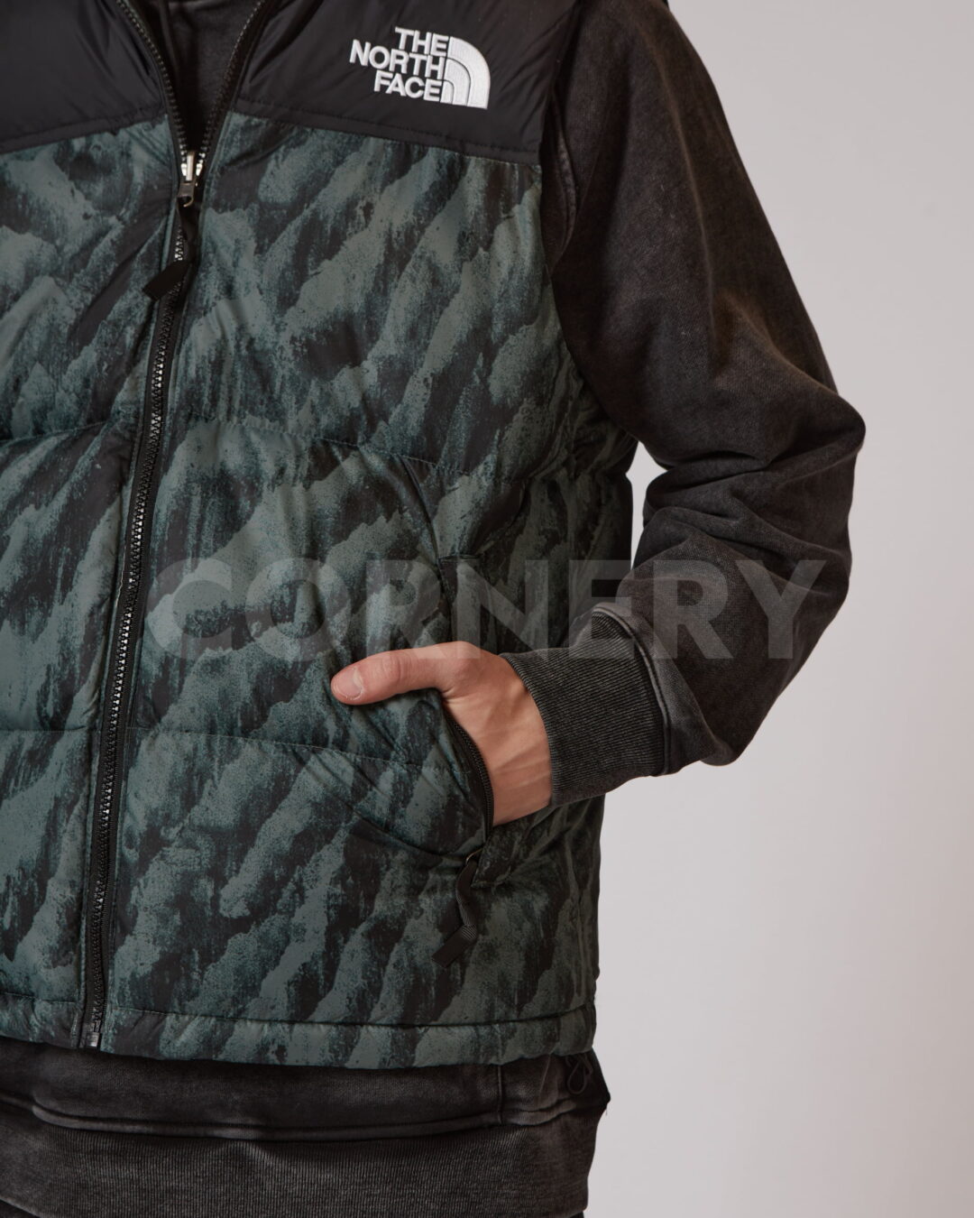 Жилет The North Face — изображение 7