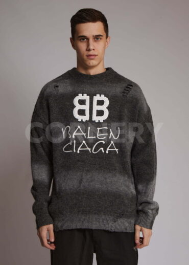 Свитер Balenciaga