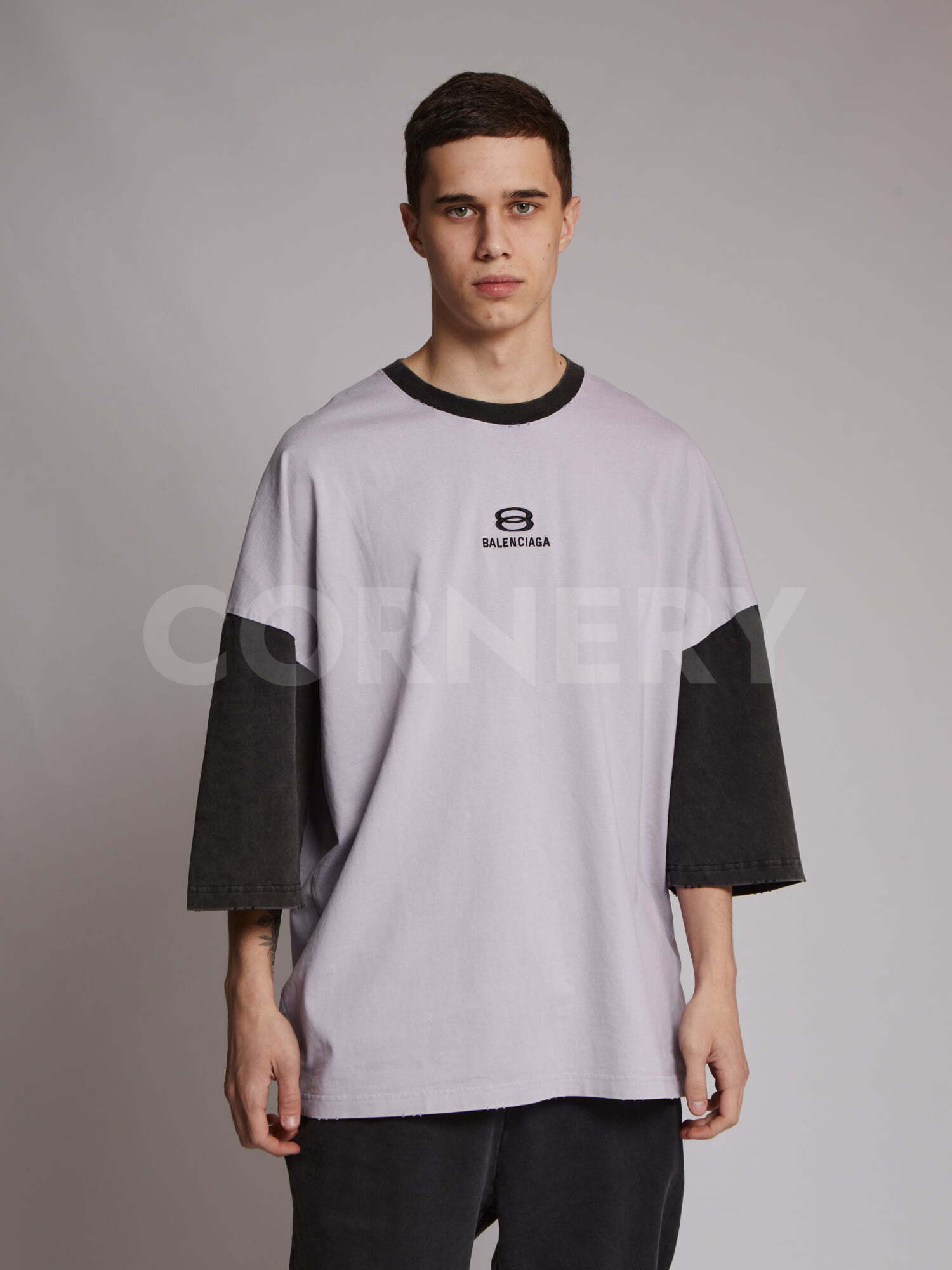 Футболка Balenciaga — фото 1