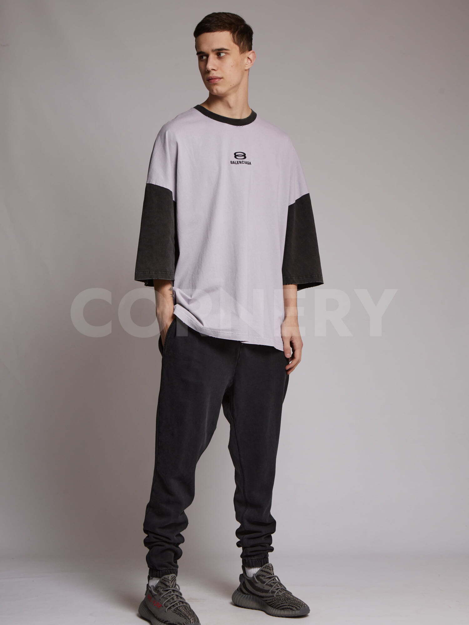 Футболка Balenciaga — фото 7