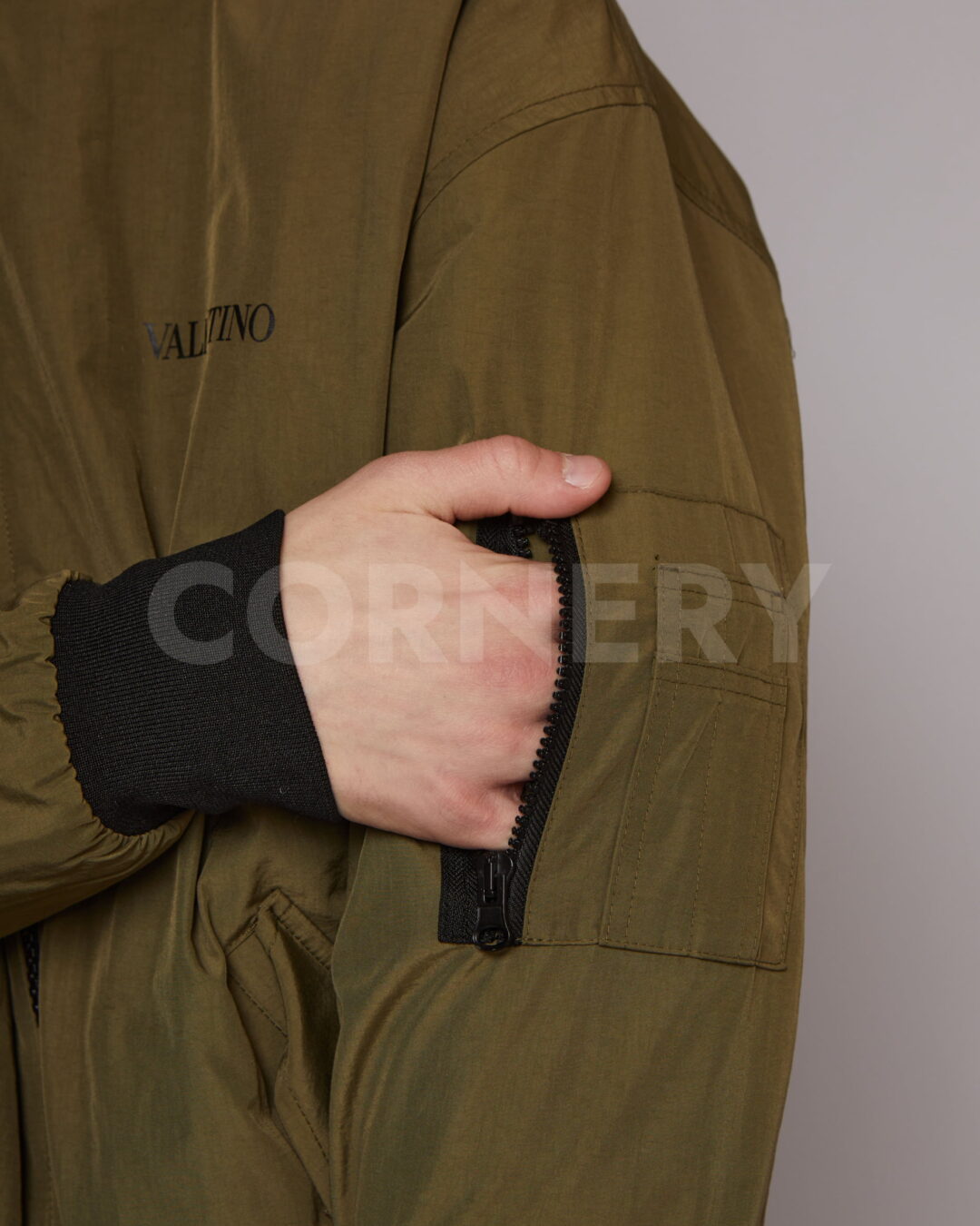 Бомбер Valentino — изображение 10