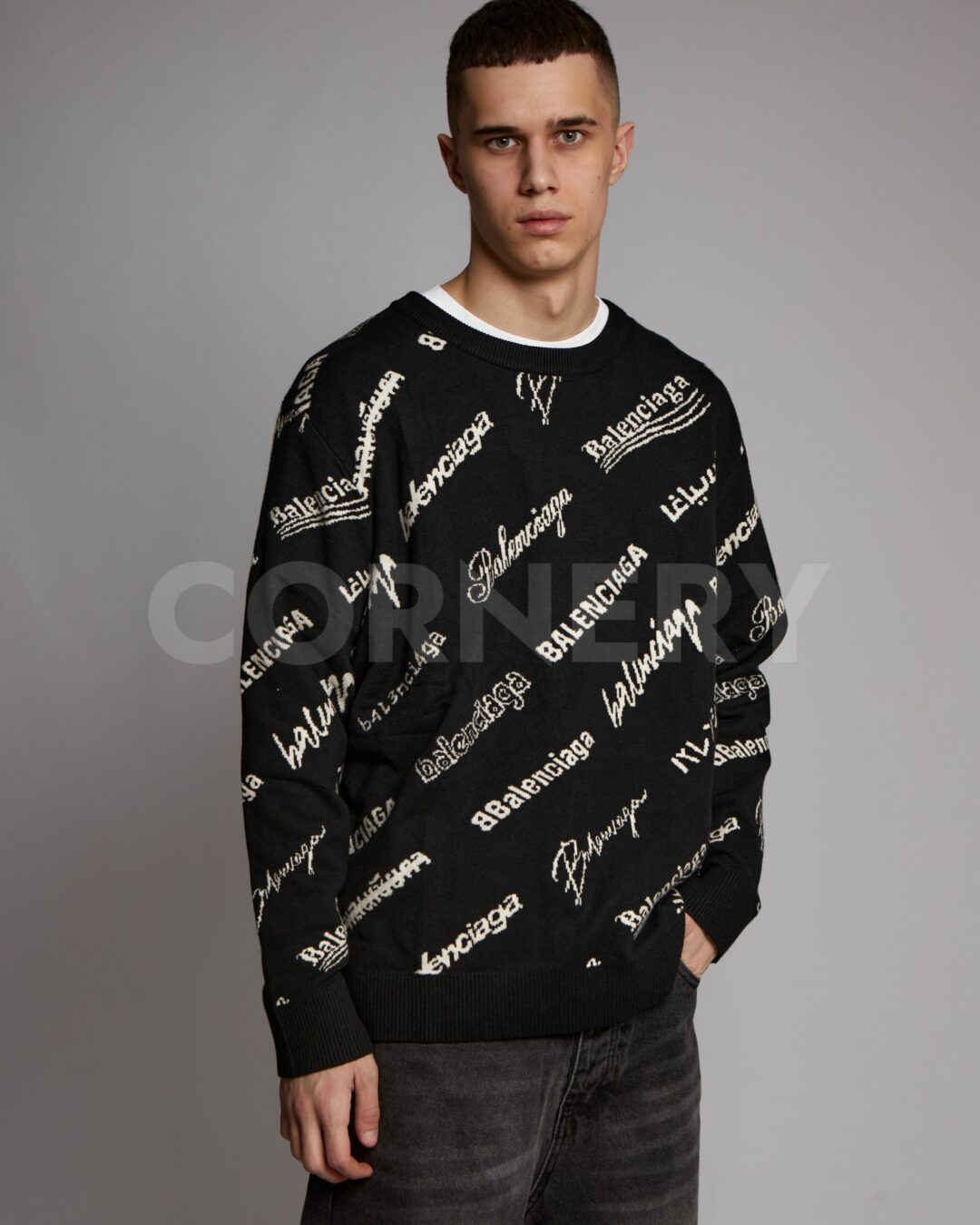 Свитер Balenciaga — изображение 3