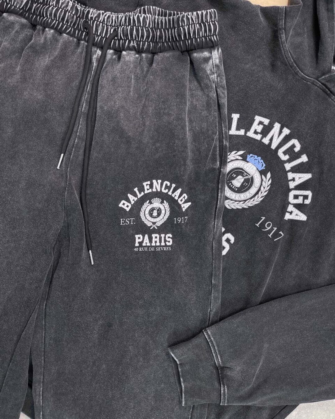 Костюм Balenciaga — изображение 8