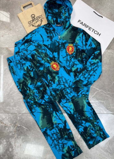 Костюм Balenciaga