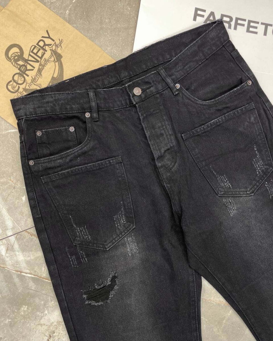 Джинсы Balenciaga — изображение 3