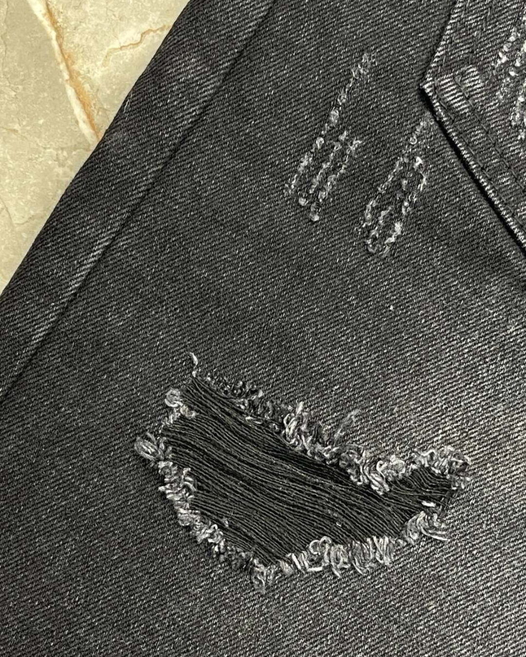 Джинсы Balenciaga — изображение 4