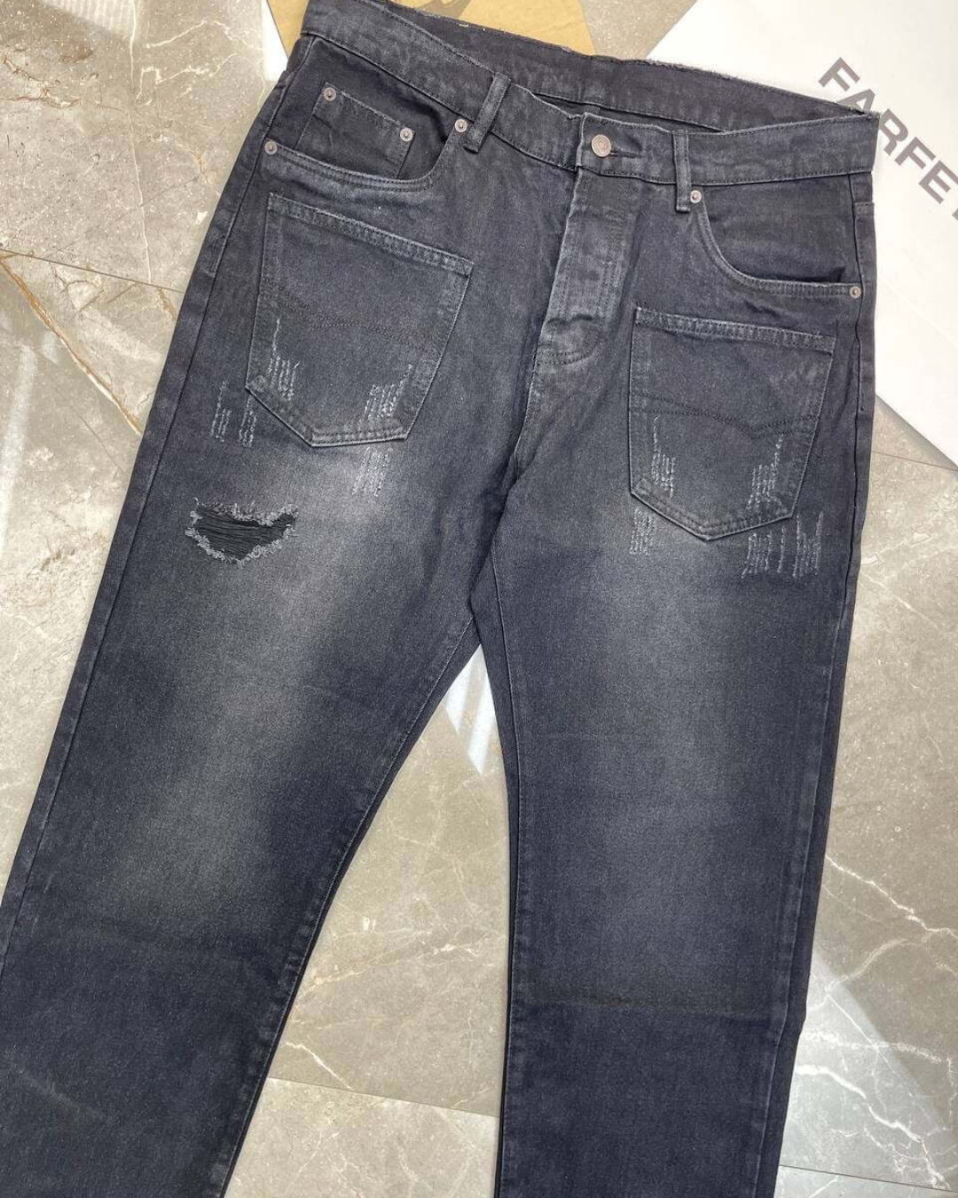 Джинсы Balenciaga — изображение 5