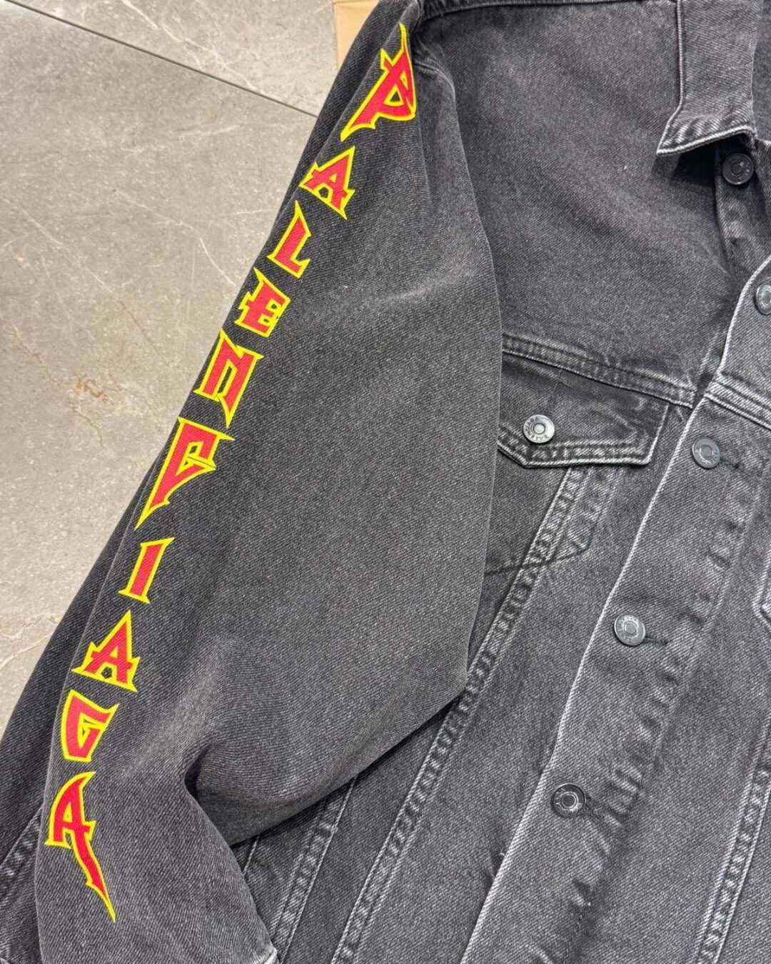 Джинсовка Balenciaga — изображение 7