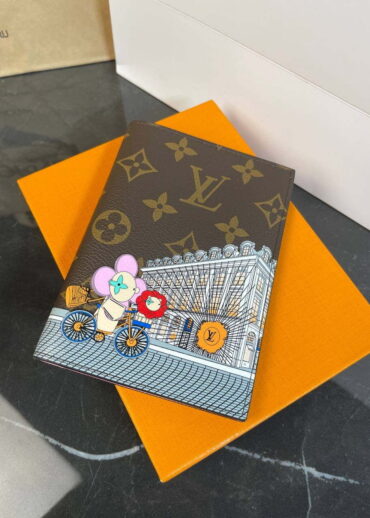 Обложка для паспорта Louis Vuitton