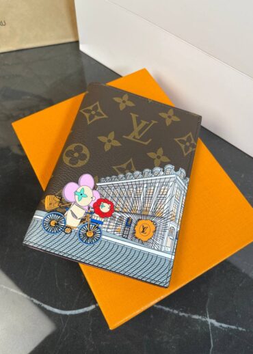 Обложка для паспорта Louis Vuitton