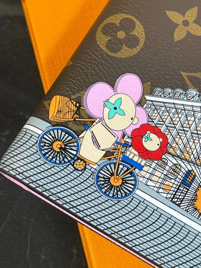 Обложка для паспорта Louis Vuitton — изображение 2