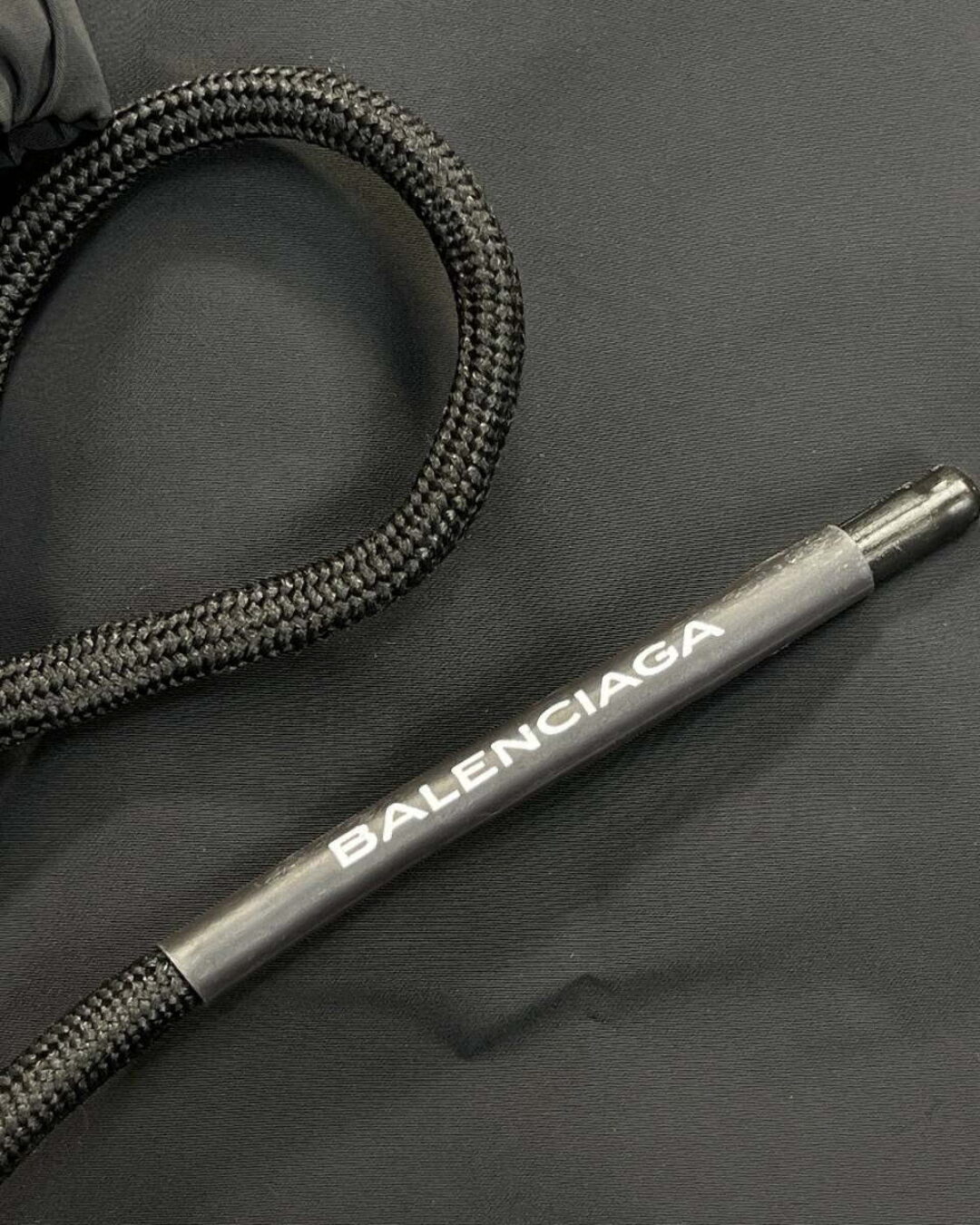 Ветровка Balenciaga — изображение 7