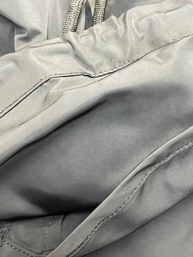 Ветровка Balenciaga — изображение 10