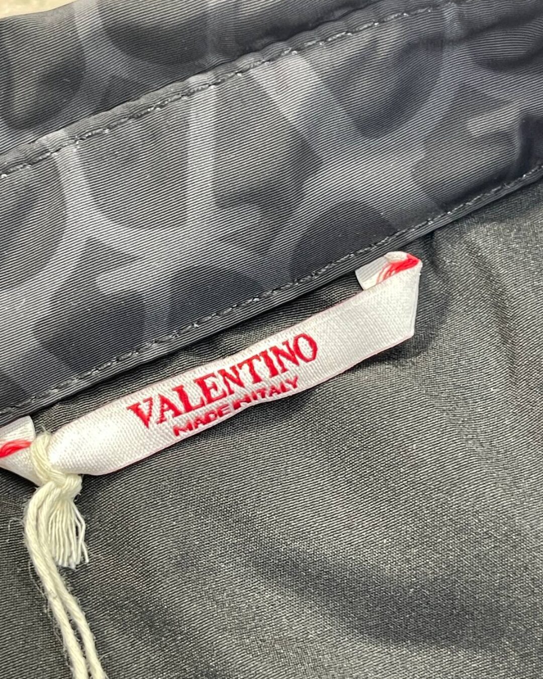 Ветровка Valentino — изображение 10