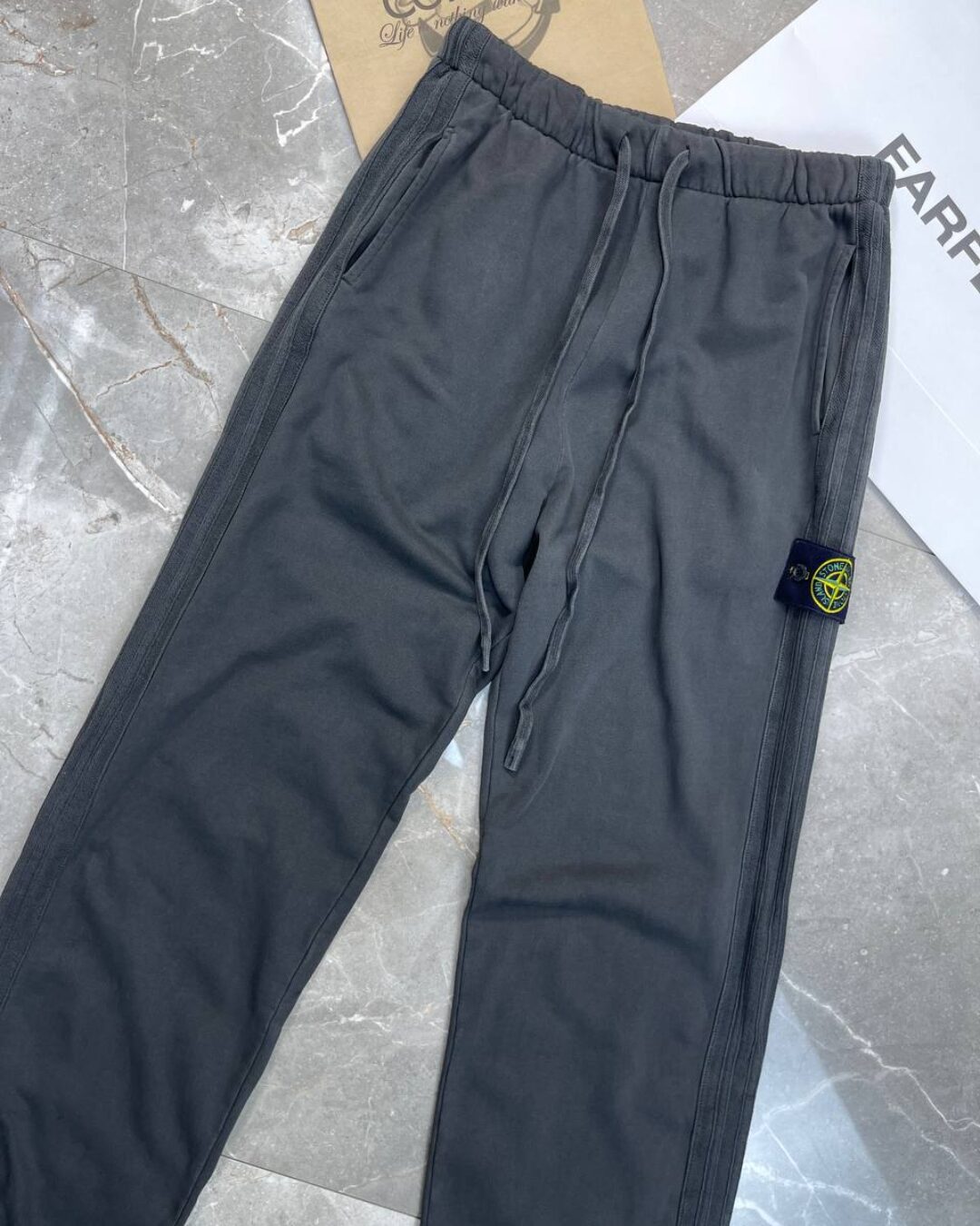 Спортивные Штаны Stone Island — изображение 5