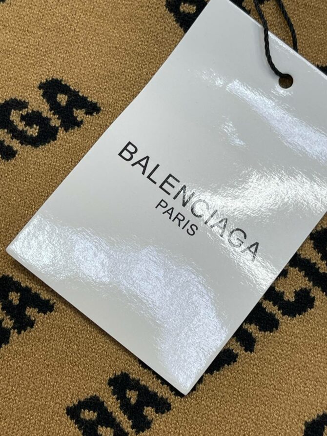Свитер Balenciaga — изображение 7