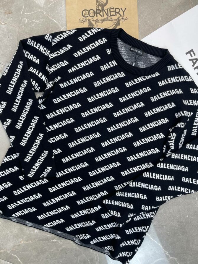 Свитер Balenciaga — изображение 3