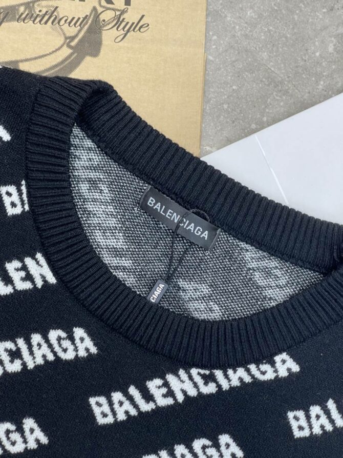Свитер Balenciaga — изображение 7