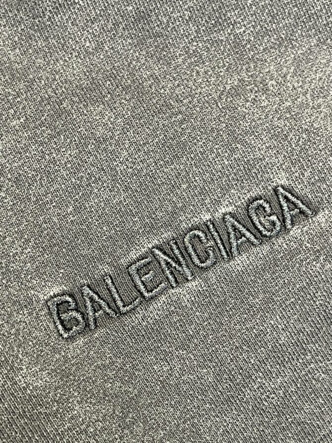 Худи Balenciaga — изображение 7