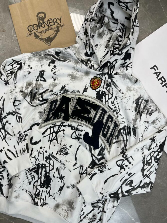 Худи Balenciaga — изображение 4
