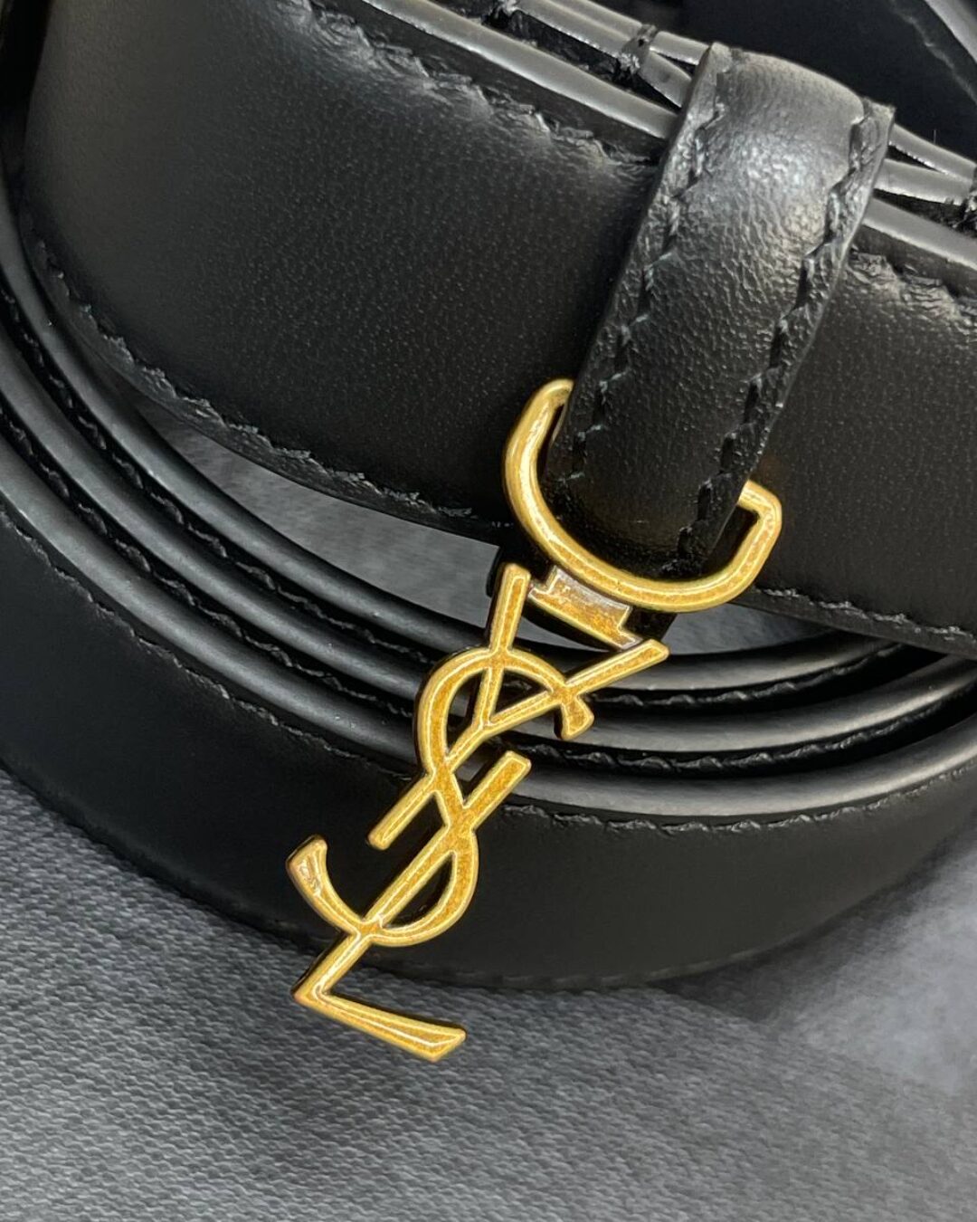 Ремень Yves Saint Laurent — изображение 2