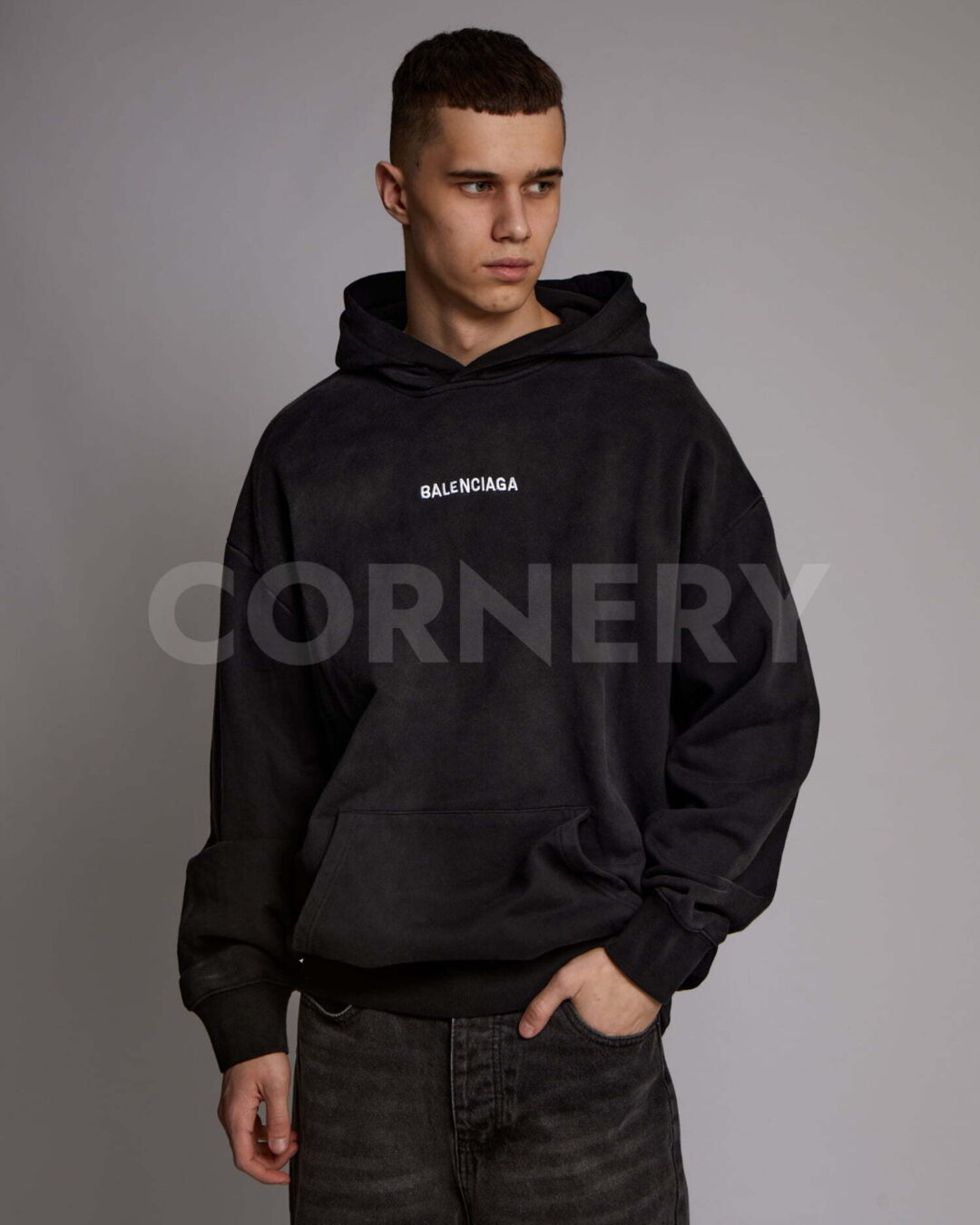 Худи Balenciaga — изображение 4