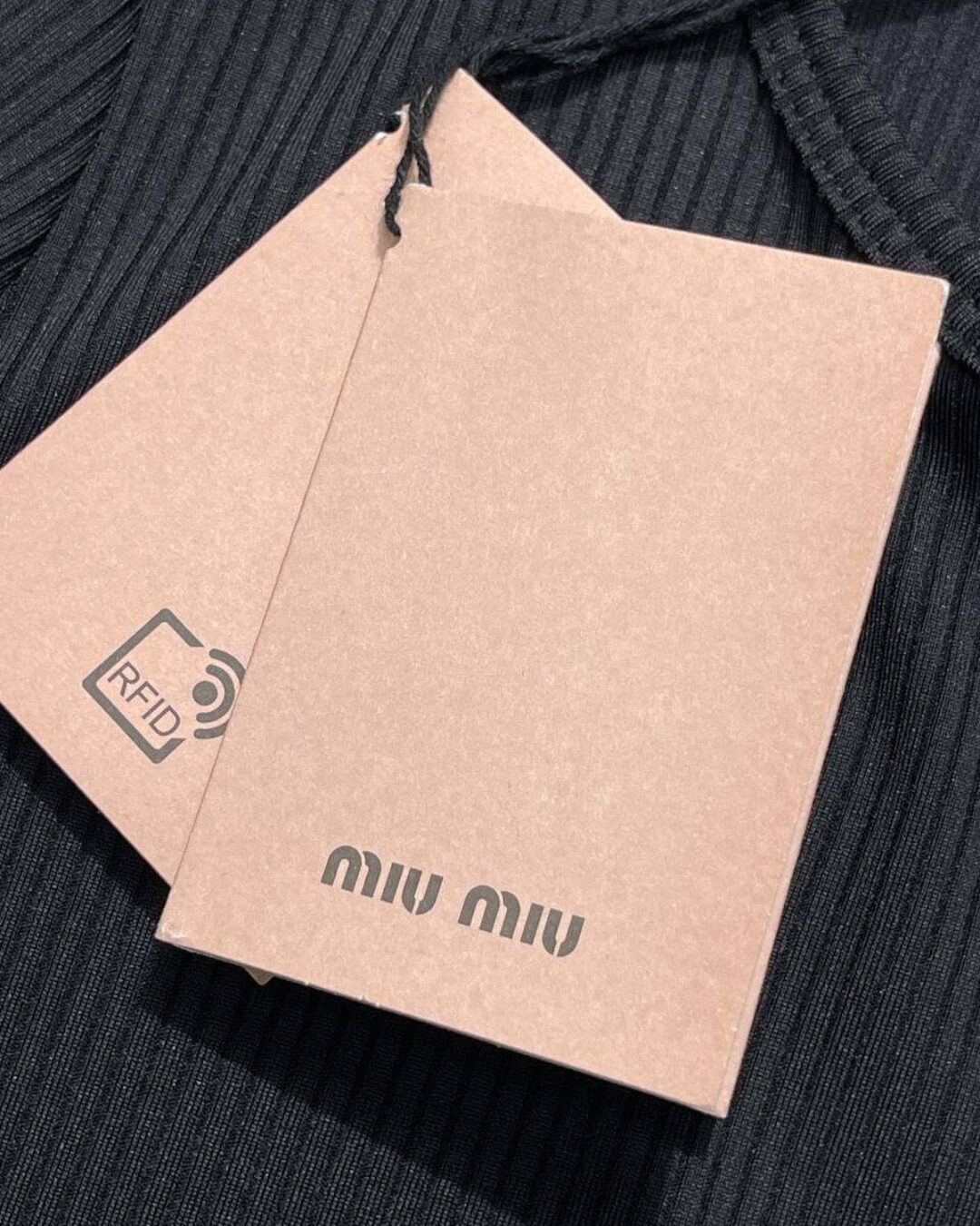 Топ Miu Miu — изображение 7