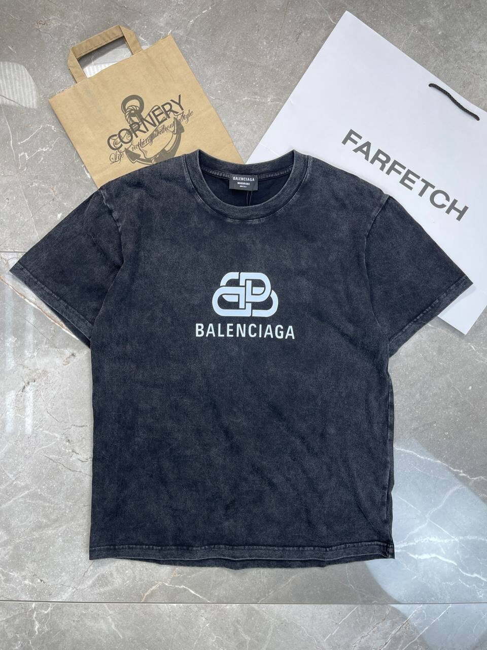 Футболка Balenciaga — фото 1