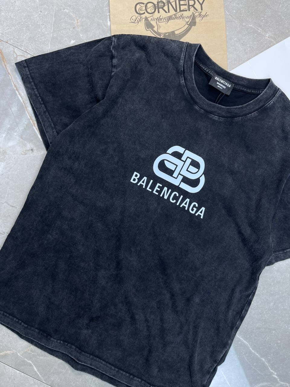 Футболка Balenciaga — фото 3