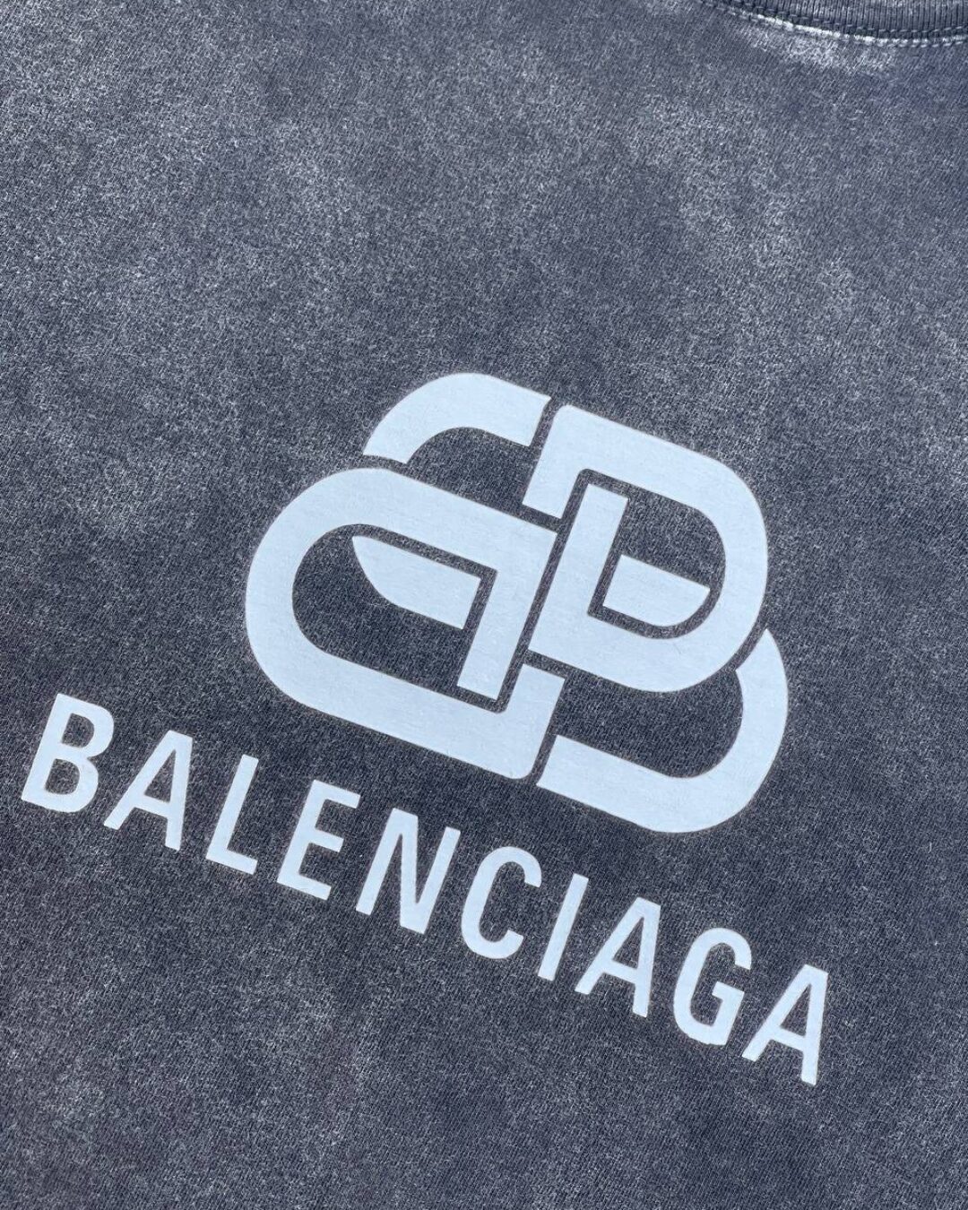 Футболка Balenciaga — изображение 7