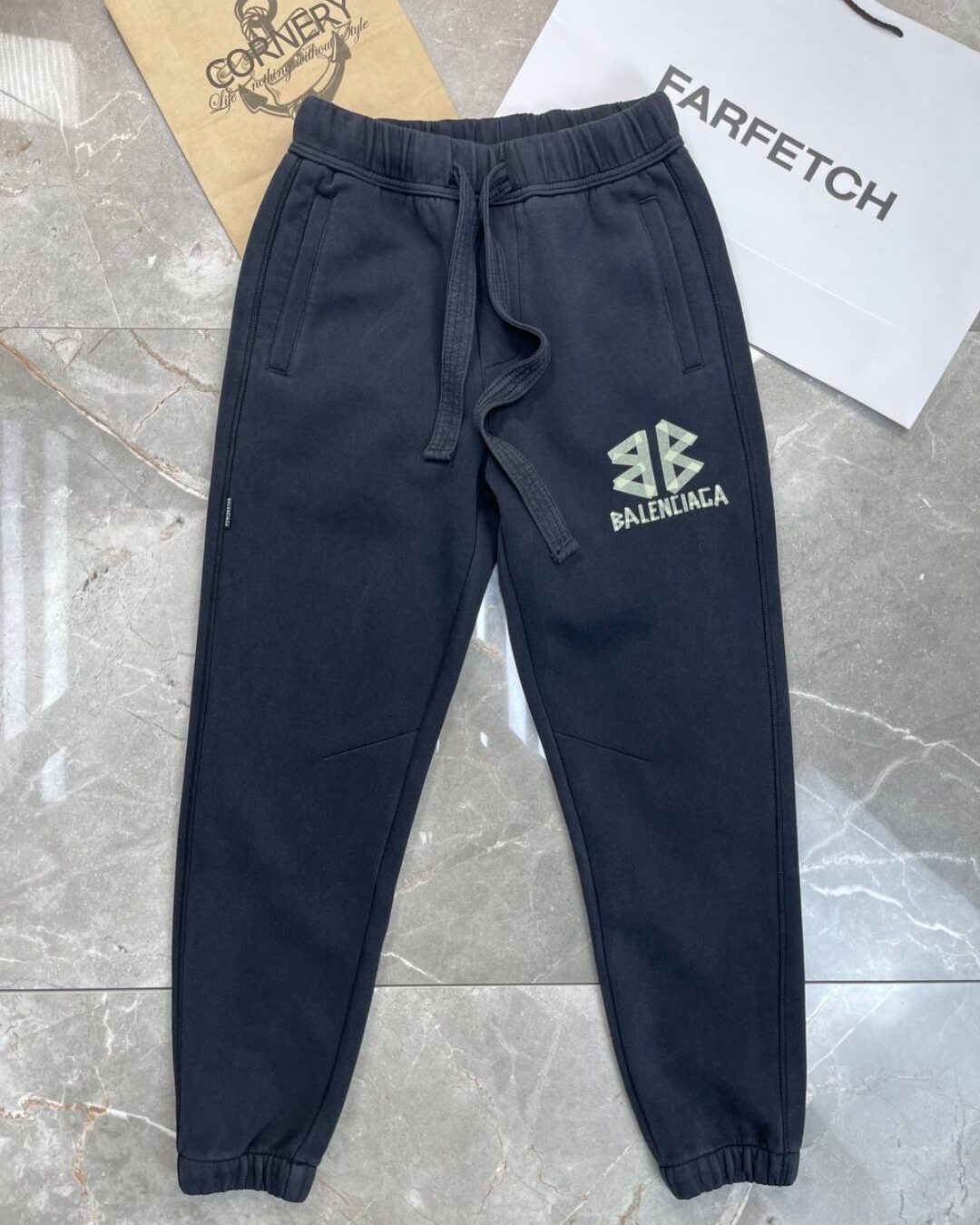 Спортивные Штаны Balenciaga — изображение 4