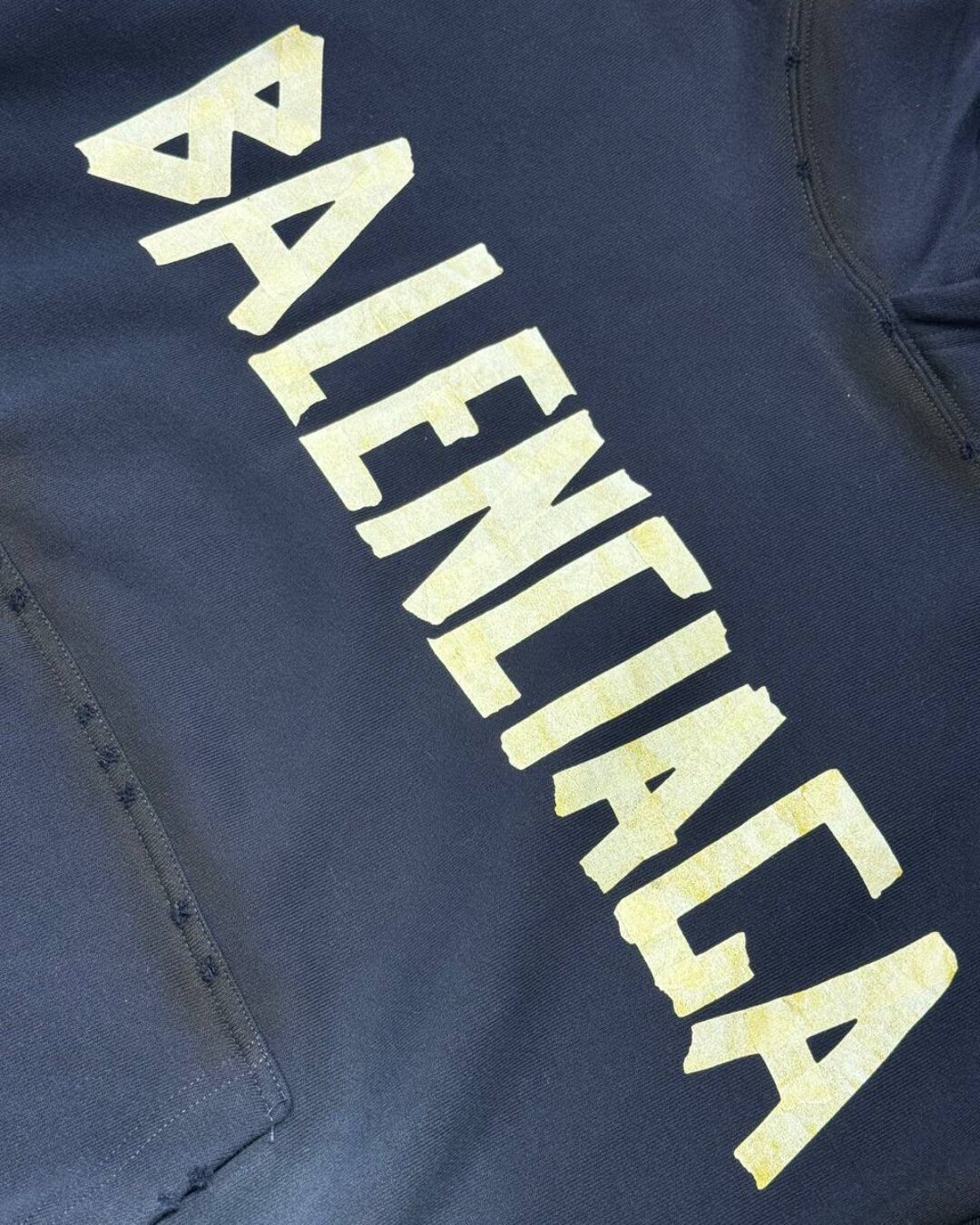 Худи Balenciaga — изображение 9