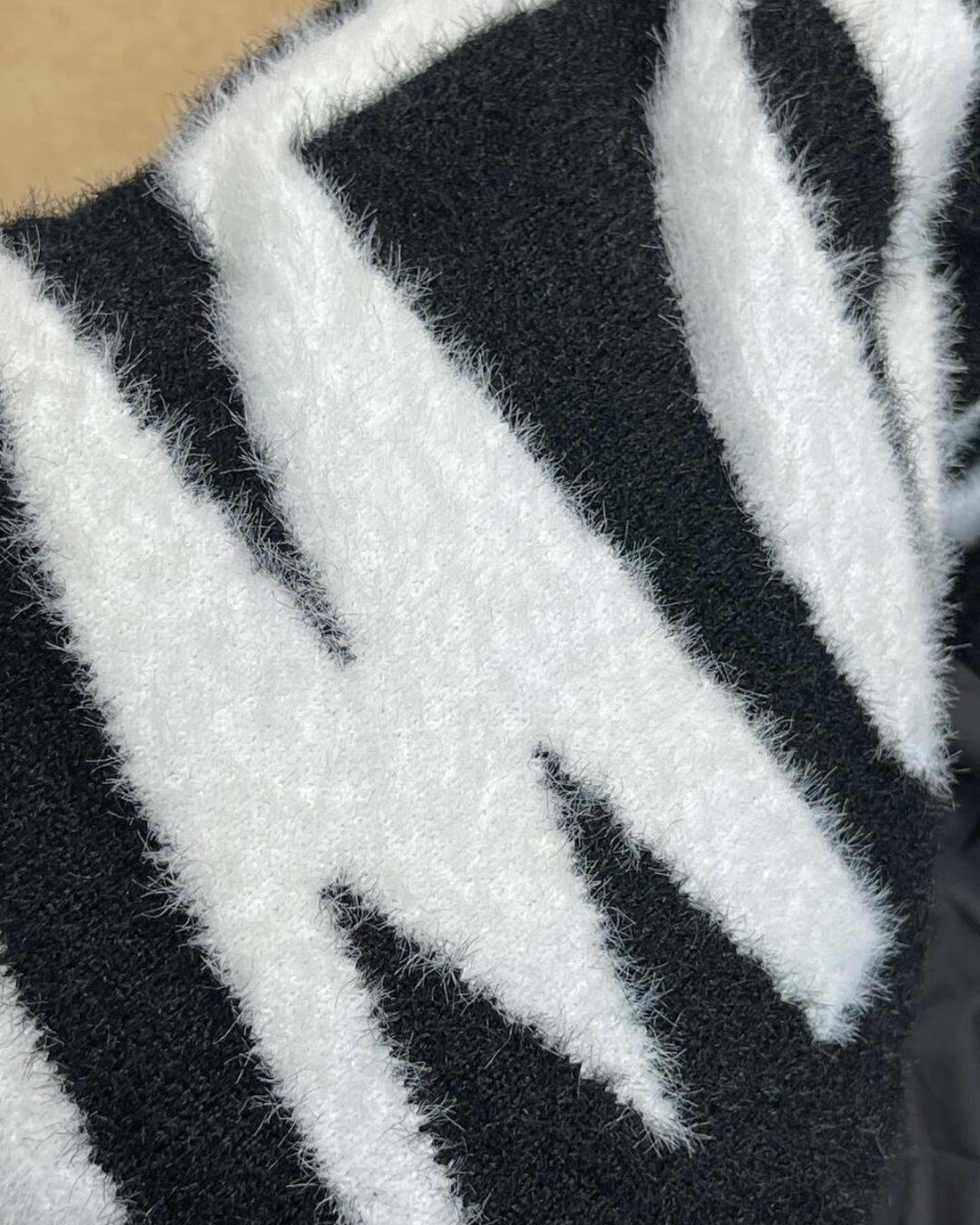 Пуховик Moncler — изображение 6